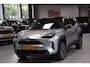 Toyota Yaris 1.5 Hybrid Executive Bi-Tone Hud Navi|Panoramadak|Garantie|Dealer Onderhouden