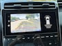 Hyundai Tucson 1.6 T-GDI PHEV Comfort Smart 4WD / Adaptief Cruise Control / Navigatie / Achteruitrijcamera / Apple Carplay & Android Auto / Stoel & Stuurverwarming / 19" LM Velgen / Elektrische Achterklep /