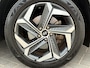 Hyundai Tucson 1.6 T-GDI PHEV Comfort Smart 4WD / Adaptief Cruise Control / Navigatie / Achteruitrijcamera / Apple Carplay & Android Auto / Stoel & Stuurverwarming / 19" LM Velgen / Elektrische Achterklep /