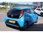 Toyota Aygo X X-FIRST 5-DEURS LMV APPLE/ANDROID PRIVACY-GLASS LED AIRCO CAMERA BLUETOOTH DEALER-ONDERHOUDEN NL-AUTO