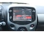 Toyota Aygo X X-FIRST 5-DEURS LMV APPLE/ANDROID PRIVACY-GLASS LED AIRCO CAMERA BLUETOOTH DEALER-ONDERHOUDEN NL-AUTO