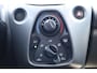Toyota Aygo X X-FIRST 5-DEURS LMV APPLE/ANDROID PRIVACY-GLASS LED AIRCO CAMERA BLUETOOTH DEALER-ONDERHOUDEN NL-AUTO