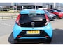 Toyota Aygo X X-FIRST 5-DEURS LMV APPLE/ANDROID PRIVACY-GLASS LED AIRCO CAMERA BLUETOOTH DEALER-ONDERHOUDEN NL-AUTO