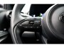 Toyota Yaris Cross 1.5 Hybrid 130 Team D Dealer Onderh. / Camera / Smartphone integratie / Stoel- en stuur verwarming / Keyless Entry / LED