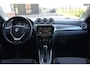 Suzuki Vitara 1.4 Boosterjet Select Smart Hybrid | 130PK | Automaat | Adapt. Cruise | Camera | Stoelverwarming | LED Suzuki Vitara 1.4 Boosterjet Select Smart Hybrid 131 PK met 1.4 viercilinder, automatische transmissie, adaptieve cruise control, achteruitrijcamera, stoelverwarming, LED-verlichting, 17-inch