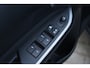 Suzuki Vitara 1.4 Boosterjet Select Smart Hybrid | 130PK | Automaat | Adapt. Cruise | Camera | Stoelverwarming | LED Suzuki Vitara 1.4 Boosterjet Select Smart Hybrid 131 PK met 1.4 viercilinder, automatische transmissie, adaptieve cruise control, achteruitrijcamera, stoelverwarming, LED-verlichting, 17-inch