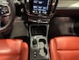 Volvo XC40 2.0 T5 AWD Momentum | Trekhaak | Panorama dak | Camera | Keyless | Pilot Assist