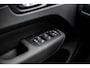 Volvo XC60 2.0 T8 Plug-in hybrid AWD Ultra Dark Exec. Ed. | Bowers & Wilkins | Luchtvering | Stoelmassage & Ventilatie | Gelaagd glas | Head-up Display | 22'' |