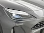 Toyota Yaris Cross 1.5 Hybrid Executive + | BTW Voertuig | Panoramadak | Dodehoek detectie | Head-up Display | Stoel+stuurverwarming | Elektrische achterklep | LED matrix | 360 Camera | Parkeersensoren voor+achter met assistent | Nav