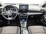 Toyota Yaris Cross 1.5 Hybrid Executive + | BTW Voertuig | Panoramadak | Dodehoek detectie | Head-up Display | Stoel+stuurverwarming | Elektrische achterklep | LED matrix | 360 Camera | Parkeersensoren voor+achter met assistent | Nav