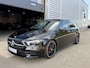 Mercedes-Benz A-klasse A200 AMG Pano|Camera|Memory|Sfeer|Night Zwart