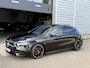 Mercedes-Benz A-klasse A200 AMG Pano|Camera|Memory|Sfeer|Night Zwart