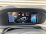 Jeep Avenger Summit 54 kWh SOH 97.6% | Navigatie by Apple Car Play/ Android Auto | Camera | Climate Control | 18 Inch Lichtmetalen velgen