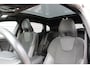 Volvo V40 1.5 T3 Polar+ Sport | Panoramadak | Verwarmbare voorstoelen | 100% dealeronderhouden | Extra getint glas | Achteruitrijcamera | Harman Kardon | 17 inch. lichtmetalen velgen | Volvo Guard alarm | Navigatie | Parkeersensoren voor + achter | Keyless entry | Climate control