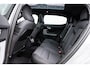 Polestar 2 Long Range Single Motor 82 kWh | Trekhaak | Panoramadak | 360 Graden Camera | Keyless Entry | Elektrische Achterklep | Elektrisch Verstelbare Voorstoelen | Stoelverwarming | Cruise Control Adaptief | BLIS | Google Navigatie | Apple Carplay | Android Auto
