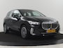 BMW 2-Serie Active Tourer 220i | Leder | Cruise control | Navigatie | Carplay | Sfeerverlichting | Virtueel dashboard | Camera | Park assist | Trekhaak