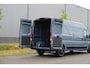 Peugeot Boxer 2.2 BlueHDi 180 L3H2 3.5t in Nieuwstaat |Automaat |Camera |Cruise |Navi |Groot scherm |2e airbag |BPM voordeel! |Climate control |Parkeersensoren |180 pk