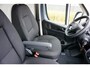 Peugeot Boxer 2.2 BlueHDi 180 L3H2 3.5t in Nieuwstaat |Automaat |Camera |Cruise |Navi |Groot scherm |2e airbag |BPM voordeel! |Climate control |Parkeersensoren |180 pk