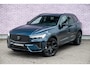 Volvo XC60 2.0 T6 Plug-in hybrid AWD Ultra Black Edition | Panoramadak | Luchtvering | Trekhaak | Head-Up Display | 360 Graden Camera | Harman Kardon Audio | Sportstoelen | Lichtmetalen Velgen 21 inch | Elektrische Achterklep | Parkeersensoren