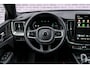 Volvo XC60 2.0 T6 Plug-in hybrid AWD Ultra Black Edition | Panoramadak | Luchtvering | Trekhaak | Head-Up Display | 360 Graden Camera | Harman Kardon Audio | Sportstoelen | Lichtmetalen Velgen 21 inch | Elektrische Achterklep | Parkeersensoren