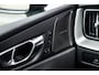 Volvo XC60 2.0 T6 Plug-in hybrid AWD Ultra Black Edition | Panoramadak | Luchtvering | Trekhaak | Head-Up Display | 360 Graden Camera | Harman Kardon Audio | Sportstoelen | Lichtmetalen Velgen 21 inch | Elektrische Achterklep | Parkeersensoren