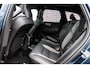 Volvo XC60 2.0 T6 Plug-in hybrid AWD Ultra Black Edition | Panoramadak | Luchtvering | Trekhaak | Head-Up Display | 360 Graden Camera | Harman Kardon Audio | Sportstoelen | Lichtmetalen Velgen 21 inch | Elektrische Achterklep | Parkeersensoren