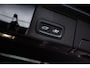 Volvo XC60 2.0 T6 Plug-in hybrid AWD Ultra Black Edition | Panoramadak | Luchtvering | Trekhaak | Head-Up Display | 360 Graden Camera | Harman Kardon Audio | Sportstoelen | Lichtmetalen Velgen 21 inch | Elektrische Achterklep | Parkeersensoren