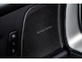 Volvo XC60 2.0 T6 Plug-in hybrid AWD Ultra Black Edition | Panoramadak | Luchtvering | Trekhaak | Head-Up Display | 360 Graden Camera | Harman Kardon Audio | Sportstoelen | Lichtmetalen Velgen 21 inch | Elektrische Achterklep | Parkeersensoren