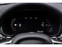 Volvo XC60 2.0 T6 Plug-in hybrid AWD Ultra Black Edition | Panoramadak | Luchtvering | Trekhaak | Head-Up Display | 360 Graden Camera | Harman Kardon Audio | Sportstoelen | Lichtmetalen Velgen 21 inch | Elektrische Achterklep | Parkeersensoren