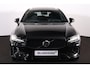 Volvo V60 T8 Recharge AWD Plus Dark - Panorama/schuifdak - IntelliSafe Assist & Surround - 360º Camera - Harman/Kardon audio - Verwarmde voorstoelen, stuur & achterbank - Parkeersensoren voor & achter - Elektr. bedienb. voorstoelen met geheugen - Head up display - Extra getint glas - Inklapbare trekhaak - 18' LMV