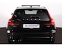 Volvo V60 T8 Recharge AWD Plus Dark - Panorama/schuifdak - IntelliSafe Assist & Surround - 360º Camera - Harman/Kardon audio - Verwarmde voorstoelen, stuur & achterbank - Parkeersensoren voor & achter - Elektr. bedienb. voorstoelen met geheugen - Head up display - Extra getint glas - Inklapbare trekhaak - 18' LMV