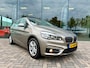 BMW 2-Serie Active Tourer 220i 192pk Luxury, Panoramadak, LED, Leder, HUD, PDC, Navi