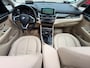 BMW 2-Serie Active Tourer 220i 192pk Luxury, Panoramadak, LED, Leder, HUD, PDC, Navi