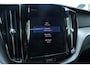 Volvo XC60 2.0 T4 Inscription | Apple carplay/ Android auto | Dodehoek detectie | Autonomous emergency braking | Electronic climate control | Lederen bekleding | Verwarmde voorstoelen |
