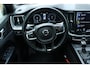 Volvo XC60 2.0 T4 Inscription | Apple carplay/ Android auto | Dodehoek detectie | Autonomous emergency braking | Electronic climate control | Lederen bekleding | Verwarmde voorstoelen |