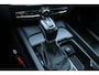 Volvo XC60 2.0 T4 Inscription | Apple carplay/ Android auto | Dodehoek detectie | Autonomous emergency braking | Electronic climate control | Lederen bekleding | Verwarmde voorstoelen |