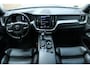 Volvo XC60 2.0 T4 Inscription | Apple carplay/ Android auto | Dodehoek detectie | Autonomous emergency braking | Electronic climate control | Lederen bekleding | Verwarmde voorstoelen |