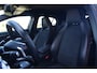 Mercedes-Benz GLA 180 Business Solution AMG Limited | 122PK | Camera | Navi | LED | Stoelverwarming | 18" | Mercedes-Benz GLA 180 Business Solution AMG Limited 122 PK met 1.6 viercilinder, automatische transmissie, AMG-styling, 18-inch lichtmetalen velgen, achteruitrijcamera, navigatie, stoelverwar