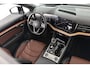 Volkswagen Touareg 3.0 TSi eHybrid 4MOTION Luchtvering Panoramadak Night Vision Soft Close