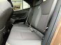 Toyota Yaris Cross 1.5 Hybrid 130 Executive NIEUW DIRECT LEVERBAAR! STOEL/STUURVERW LM-VELGEN BLIND SPOT EL-ACHTERKLEP JBL-AUDIO HUD MATRIX-VERLICHTING PARK-SENSOREN CAMERA CLIMA APPLE/ANDROID