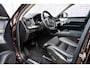 Volvo XC90 2.0 T8 Plug-in hybrid AWD Ultra Dark Executive Edition 455 PK | SOH 100% | Black Pack | Luchtvering | Trekhaak | Gelaagd Glas | Bowers & Wilkins | Massage & Ventilatie Stoelen | Panoramadak |