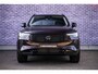 Volvo XC90 2.0 T8 Plug-in hybrid AWD Ultra Dark Executive Edition 455 PK | SOH 100% | Black Pack | Luchtvering | Trekhaak | Gelaagd Glas | Bowers & Wilkins | Massage & Ventilatie Stoelen | Panoramadak |