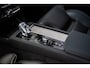 Volvo XC90 2.0 T8 Plug-in hybrid AWD Ultra Dark Executive Edition 455 PK | SOH 100% | Black Pack | Luchtvering | Trekhaak | Gelaagd Glas | Bowers & Wilkins | Massage & Ventilatie Stoelen | Panoramadak |