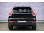 Volvo XC40 2.0 B4 Plus Black Edition | Trekhaak | 360° Camera | Panoramadak | Harman Kardon Audio | Keyless Entry | Elektrische Achterklep | Elektrisch Verstelbare Voorstoelen | Cruise Control Adaptief | BLIS | Google Navigatie | Apple Carplay | Android Auto | Lichtmetalen Velgen 20 inch