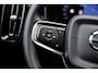 Volvo XC40 2.0 B4 Plus Black Edition | Trekhaak | Lichtmetalen Velgen 20 inch | Harman Kardon Audio | Panoramadak | 360 Graden Camera | Parkeersensoren | Keyless Entry | Elektrische Achterklep | Elektrisch Verstelbare Voorstoelen | Stoelverwarming | Google Navigatie | Apple Carplay | Android Auto
