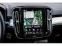 Volvo XC40 2.0 B4 Plus Black Edition | Trekhaak | Lichtmetalen Velgen 20 inch | Harman Kardon Audio | Panoramadak | 360 Graden Camera | Parkeersensoren | Keyless Entry | Elektrische Achterklep | Elektrisch Verstelbare Voorstoelen | Stoelverwarming | Google Navigatie | Apple Carplay | Android Auto