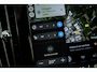 Volvo XC40 2.0 B4 Plus Black Edition | Trekhaak | Lichtmetalen Velgen 20 inch | Harman Kardon Audio | Panoramadak | 360 Graden Camera | Parkeersensoren | Keyless Entry | Elektrische Achterklep | Elektrisch Verstelbare Voorstoelen | Stoelverwarming | Google Navigatie | Apple Carplay | Android Auto