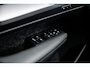 Volvo XC40 2.0 B4 Plus Black Edition | Trekhaak | Lichtmetalen Velgen 20 inch | Harman Kardon Audio | Panoramadak | 360 Graden Camera | Parkeersensoren | Keyless Entry | Elektrische Achterklep | Elektrisch Verstelbare Voorstoelen | Stoelverwarming | Google Navigatie | Apple Carplay | Android Auto
