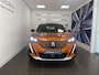 Peugeot e-2008 EV Active Pack 50 kWh | Apple Carplay & Android Auto | 16 inch Licht metalen velgen | Airco