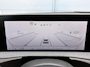 Kia EV6 Edition 77.4 kWh / SOH 100% / Fabrieksgarantie tot 18-06-2032 / 1.600 kg trekgewicht / Android Auto & Apple Carplay / Navigatie / Cruise Control Adaptief / Climate Control / DAB / Draadloze Telefoonlader / Camera / Parkeerassistent / 19" Lichtmetalen Wielen / Keyless entry & start /